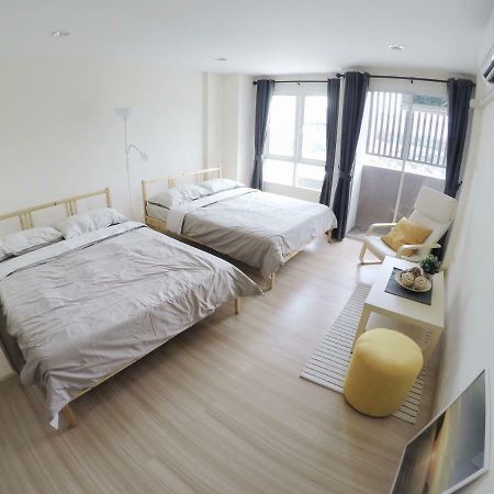 Hostbox Bangkok Apartment Екстериор снимка